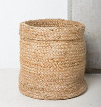 Afbeelding in Gallery-weergave laden, Braided basket
