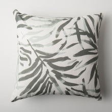 Afbeelding in Gallery-weergave laden, Cushion &quot;Flor Verde&quot;
