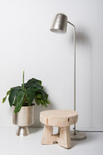 Afbeelding in Gallery-weergave laden, Floor lamp &quot;eye&quot;
